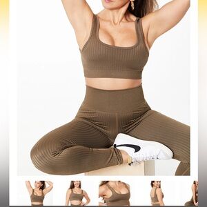 Good American seamless ribbed workout set
